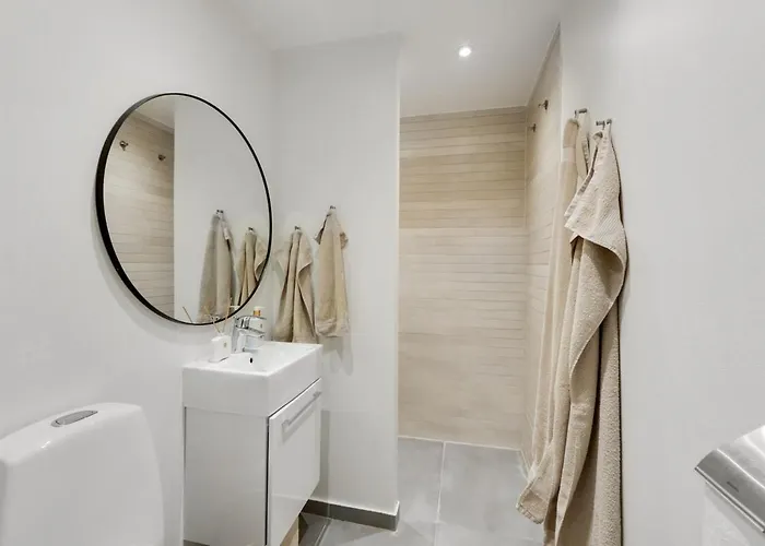 Beautiful & In Daire *