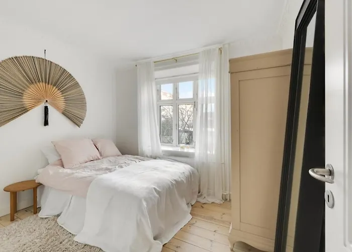 Daire Beautiful & In *